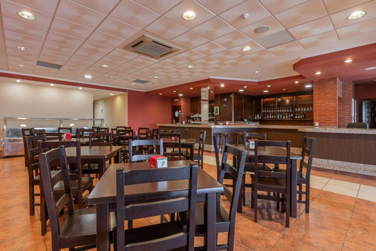 Hotel Puerta De Javalambre La Puebla De Valverde Εξωτερικό φωτογραφία