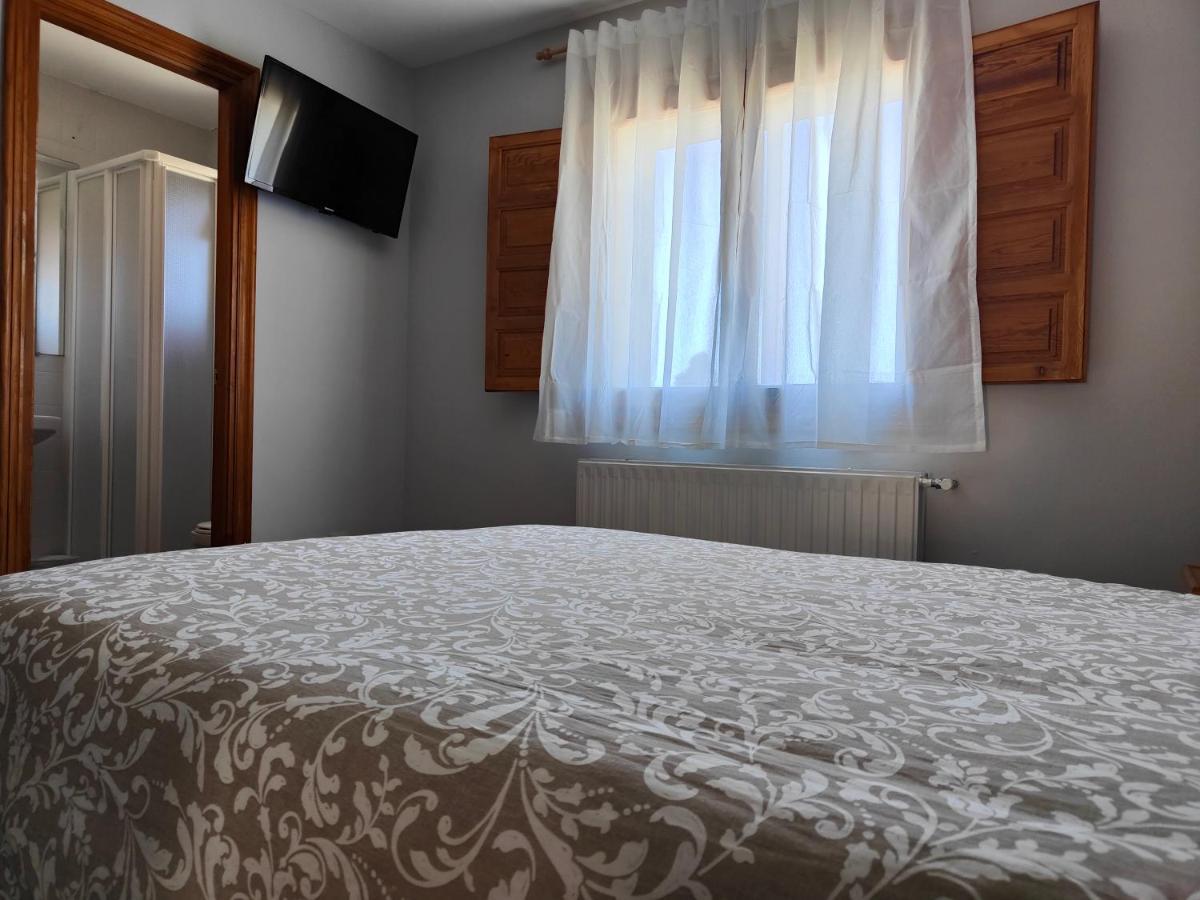 Hotel Puerta De Javalambre La Puebla De Valverde Εξωτερικό φωτογραφία