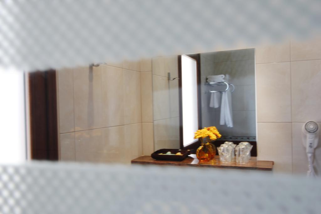 Hotel Puerta De Javalambre La Puebla De Valverde Εξωτερικό φωτογραφία